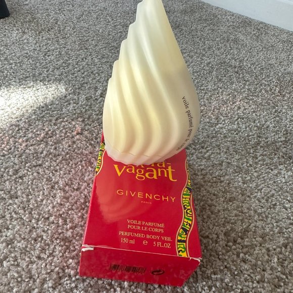 Extravagance by Givenchy perfumed body veil - Picture 2 of 2